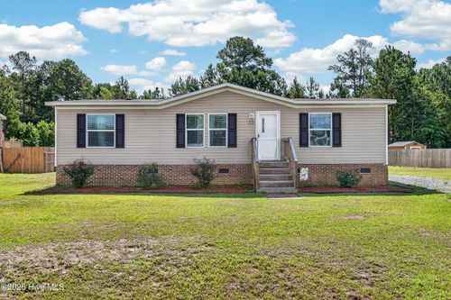 221 Mewborn Dr, Beulaville, NC, 28518-6957 | Card Image