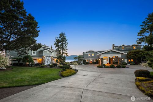 1114 B Ave, Anacortes, WA, 98221-1486 | Card Image