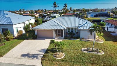 330 Sorrento Court, House other with 3 bedrooms, 2 bathrooms and null parking in PUNTA GORDA FL | Image 1