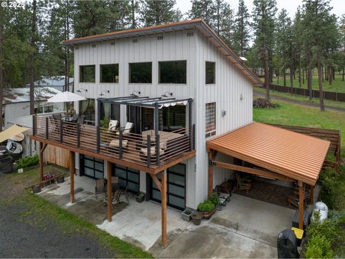 206 S Lakewood Rd, Wamic, OR, 97063-9746 | Card Image