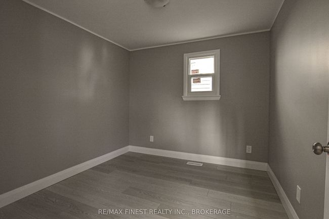 623 Macdonnell St, House other with 3 bedrooms, 1 bathrooms and 3 parking in Kingston ON | Image 23
