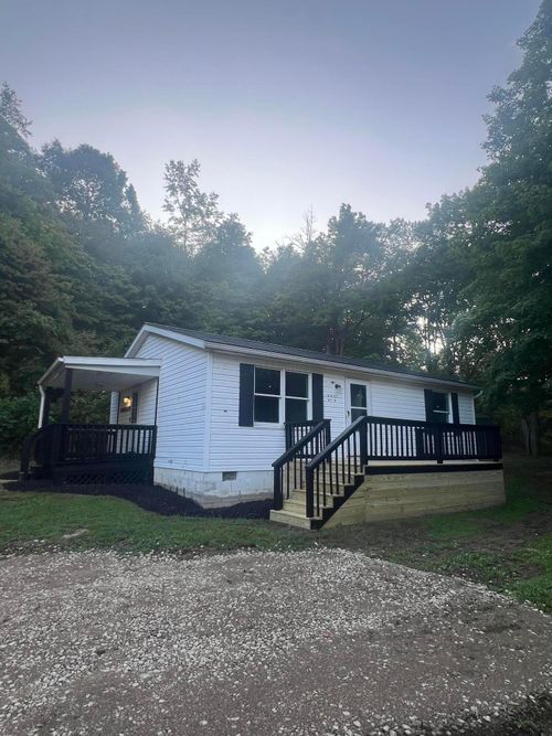 251 State St, Brinkhaven, OH, 43006-9301 | Card Image