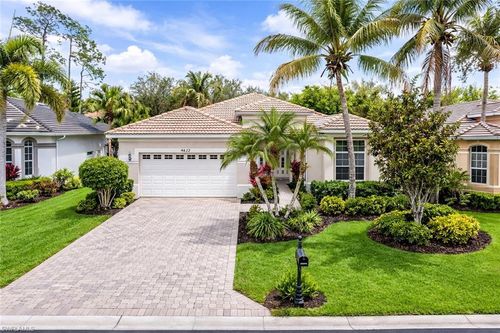 4832 Cerromar Dr, NAPLES, FL, 34112-7916 | Card Image