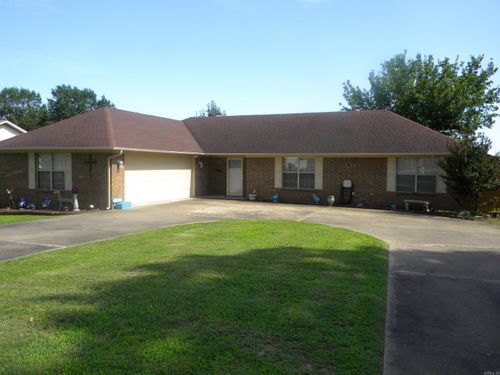 3206 Pin Oak Drive, Paragould, AR, 72450-2124 | Card Image