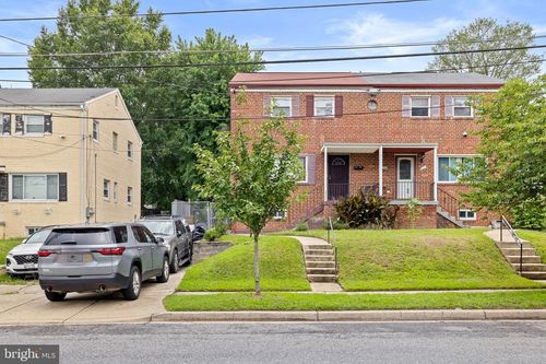4127 28th Ave, TEMPLE HILLS, MD, 20748-1610 | Card Image