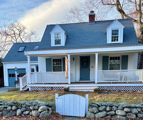 25 Woodward Ave, Reading, MA, 01867-2457 | Card Image