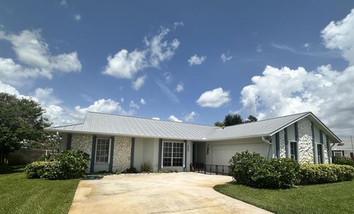 5209 Eagle Dr, Fort Pierce, FL, 34951-2372 | Card Image