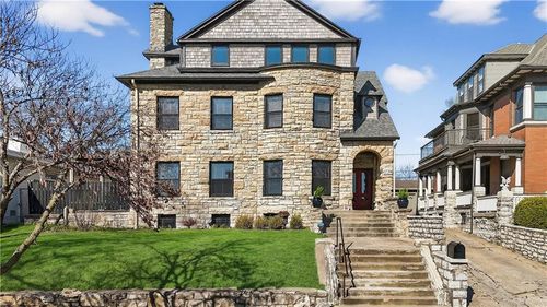 1734 Jefferson St, Kansas City, MO, 64108-1104 | Card Image