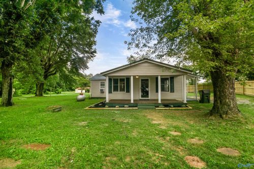 669 Morris Rd, Toney, AL, 35773-7409 | Card Image