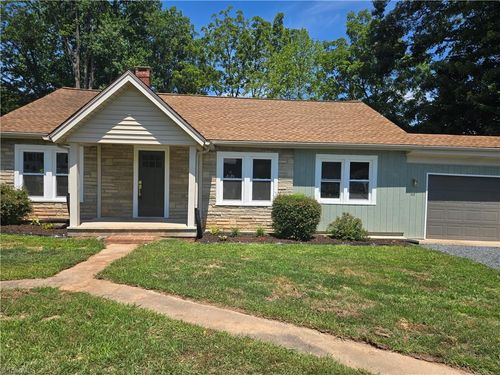 307 Old Liberty Rd, Asheboro, NC, 27203-3719 | Card Image