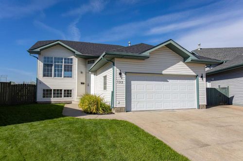 133 Wellington Close, Blackfalds, AB, T0M0P0 | Card Image