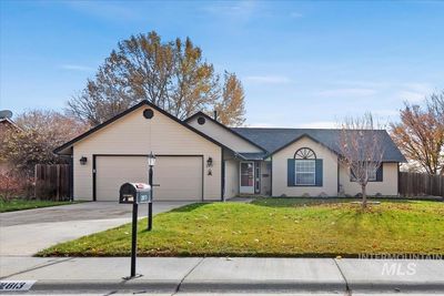 2813 Commanche St, House other with 3 bedrooms, 2 bathrooms and 2 parking in Nampa ID | Image 1