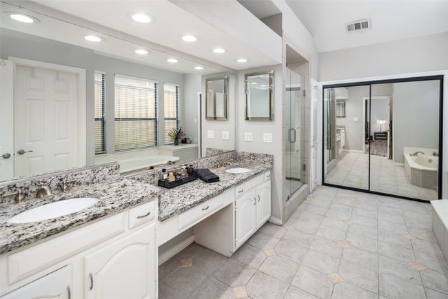 4315 Creekmeadow Dr, House other with 4 bedrooms, 3 bathrooms and null parking in Dallas TX | Image 22