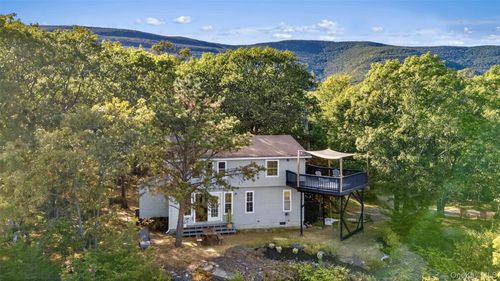 764 W Saugerties Wdstck Rd, Saugerties, NY, 12477-4810 | Card Image