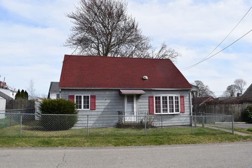 34 Doolittle Ct, Somerset, MA, 02725-2707 | Card Image