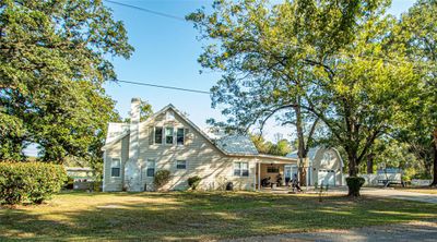 200 N Mathews Street, House other with 3 bedrooms, 2 bathrooms and null parking in Corrigan TX | Image 3