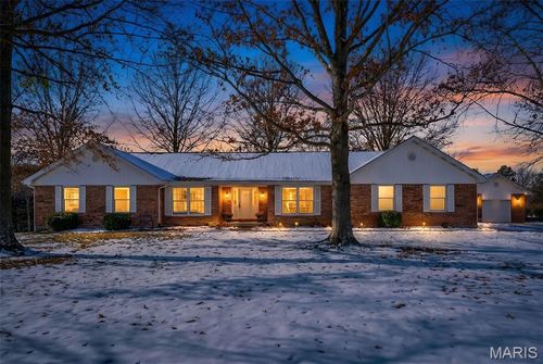 13 Jacks Cabin Dr, Defiance, MO, 63341-1324 | Card Image