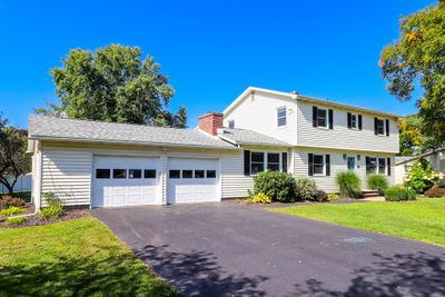 71 Brookside Circle, Home with 4 bedrooms, 3 bathrooms and 2 parking in Elmira NY | Image 3