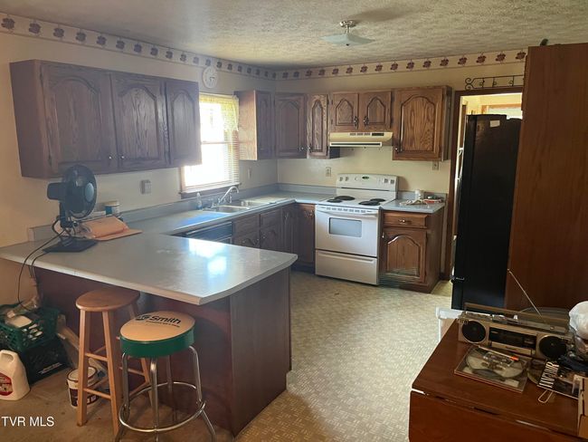 3911 Tate Springs Rd, House other with 3 bedrooms, 2 bathrooms and null parking in Big Stone Gap VA | Image 17