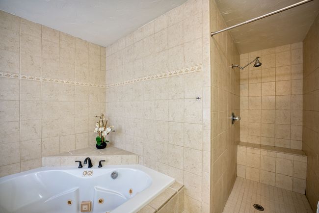 W - 699 Kulaloa Rd, Home with 4 bedrooms, 3 bathrooms and null parking in HILO HI | Image 8