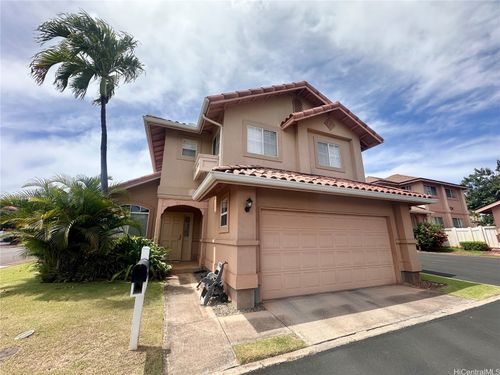 190-94-1076 Kikepa St, Waipahu, HI, 96797-5529 | Card Image