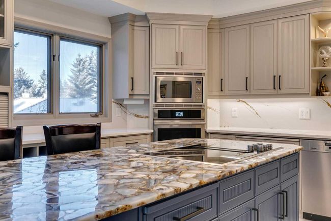 121 Patton Court Sw, Home with 4 bedrooms, 4 bathrooms and 6 parking in Calgary AB | Image 18
