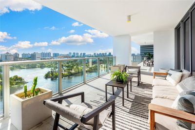 1204 - 1180 N Federal Hwy, Condo with 3 bedrooms, 3 bathrooms and null parking in Fort Lauderdale FL | Image 2