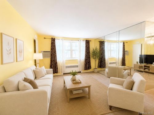 2-60-34 Little Neck Pkwy, Little Neck, NY, 11362-2534 | Card Image