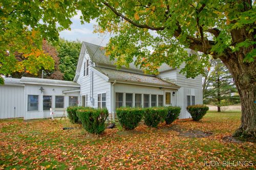 1579 64th St, Fennville, MI, 49408-9506 | Card Image