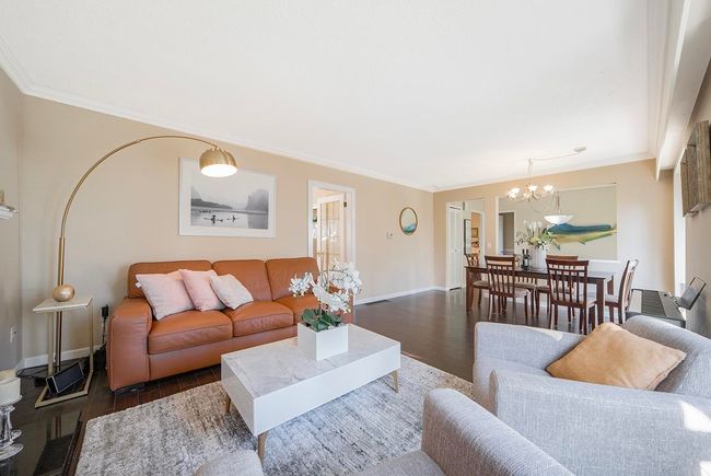 5991 Keith Street, House other with 3 bedrooms, 3 bathrooms and 2 parking in Burnaby BC | Image 8