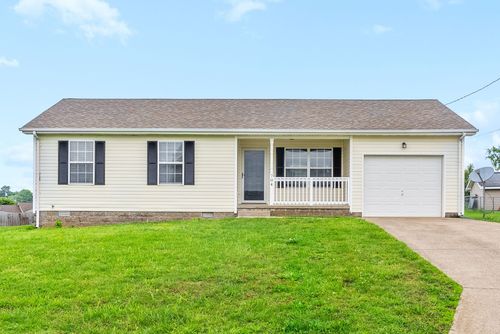704 Shetland Dr, Oak Grove, KY, 42262-8111 | Card Image