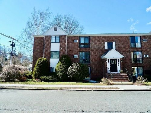 apt-7-64 Carter St, Newburyport, MA, 01950-2250 | Card Image