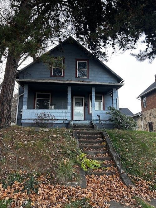 1147 Forest Ave, Alliance, OH, 44601-3261 | Card Image