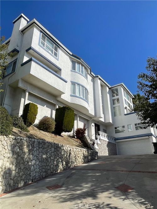 6492 Fairlynn Blvd, Yorba Linda, CA, 92886-6407 | Card Image