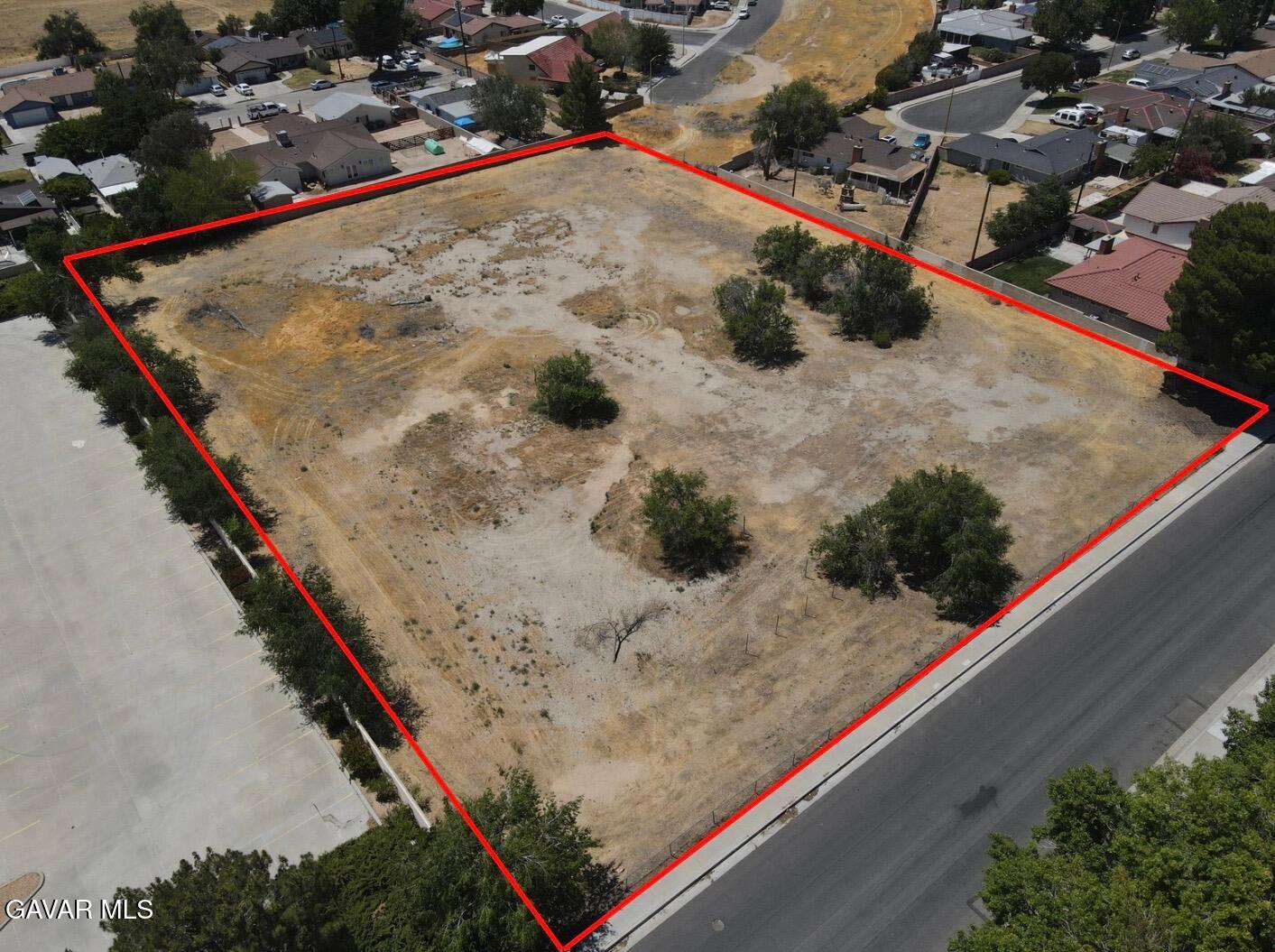 Land in Lancaster 4