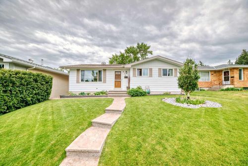 811 71 Avenue Nw, Calgary, AB, T2K0N6 | Card Image