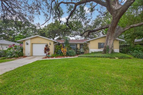 2036 Forest Dr, CLEARWATER, FL, 33763-1304 | Card Image