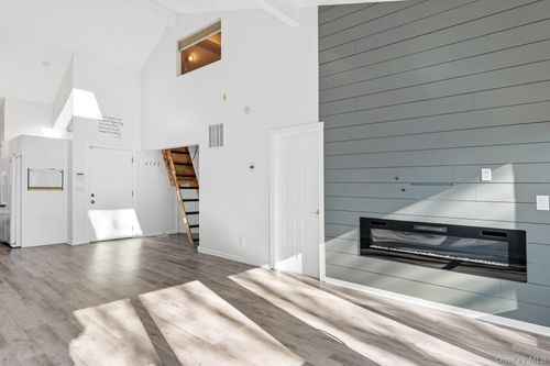 unit-22-220 Montauk Hwy, Speonk, NY, 11972-2513 | Card Image