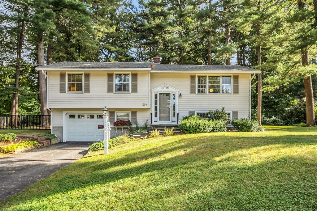 Porter Rd, Chelmsford, MA 01824