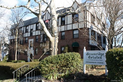 d5-11 Greenridge Ave, White Plains, NY, 10605-1220 | Card Image