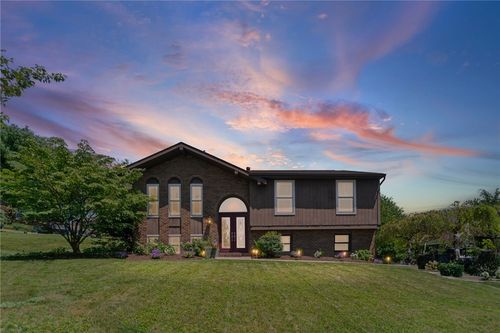 56 Regola Dr, Irwin, PA, 15642-8833 | Card Image