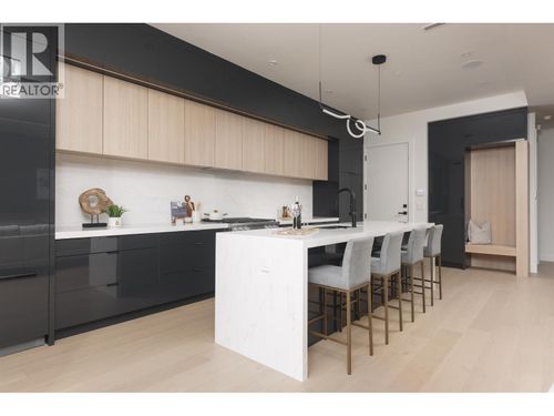 2-3232 W 38th Ave, Vancouver, BC, V6N2X6 | Card Image