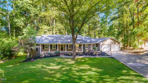 4901 Old Elizabeth Rd, Raleigh, NC, 27616-5414 | Card Image