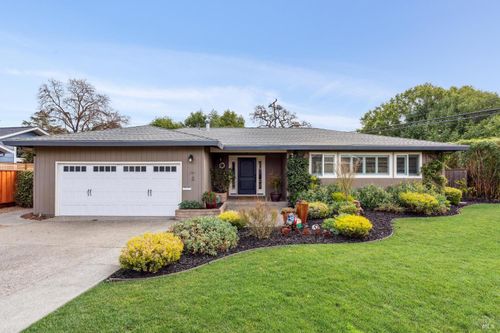 2 Linda Court, Novato, CA, 94947 | Card Image