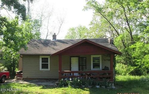 2821 Hillside Ave, Knoxville, TN, 37914-5542 | Card Image