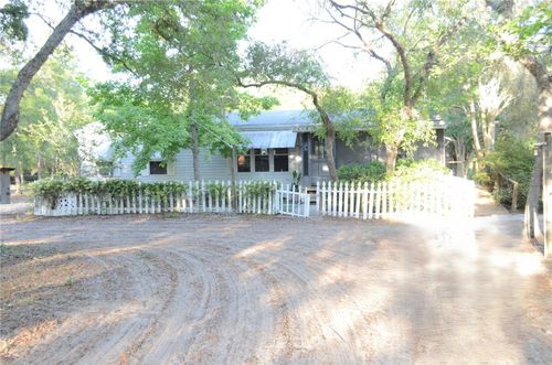 591 Fisher Rd, Ocklawaha, FL, 32179-5773 | Card Image