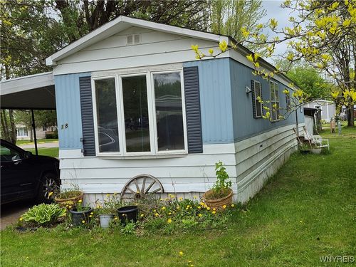 18 Quarry Hill Est, Akron, NY, 14001 | Card Image