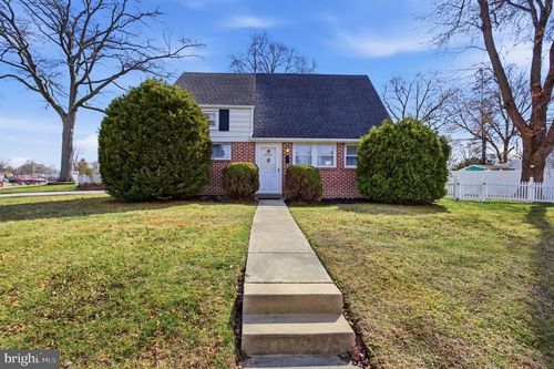 2704 Quaint Street, SECANE, PA, 19018 | Card Image