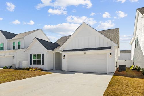 729 Landing Cir, Panama City Beach, FL, 32413-3150 | Card Image