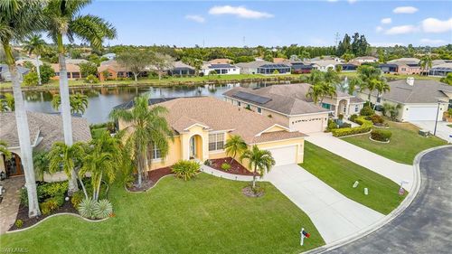 8912 Wellington Lakes Ct, FORT MYERS, FL, 33908-7627 | Card Image